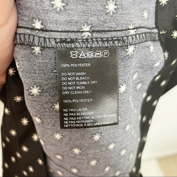 URBAN OUTFITTERS Sun Print Satin Off The Shoulder Top Size Small - Picture 5 of 7